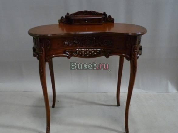 Столик резной Москва