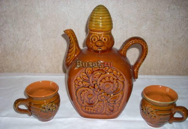 Чайник керамический с двумя кружками Москва