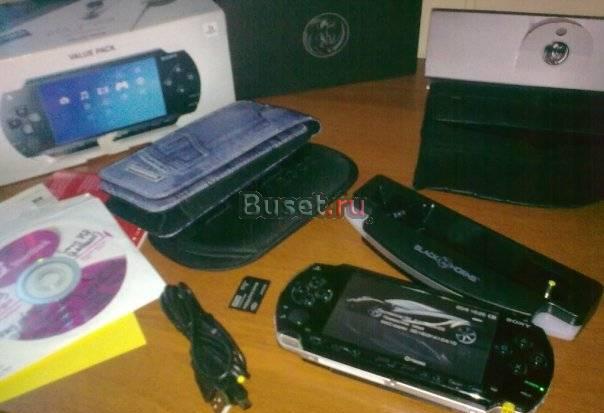 Sony PSP,прошитая,карта 8 гб,игры,комплект Санкт-Петербург