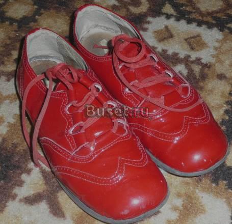 Ботинки для девочки р-р 33/34 Москва