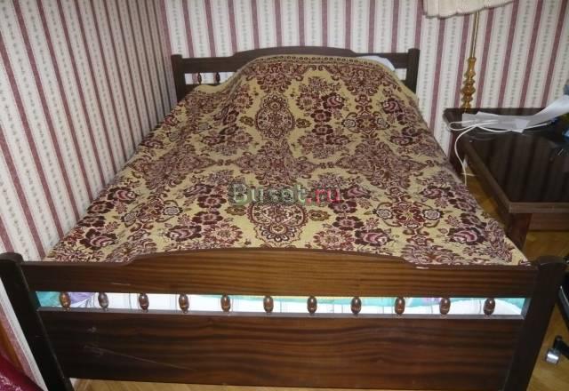 Двуспальная кровать с матрасами Москва