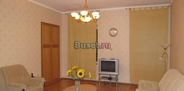 Хозяйка сдаст 2к.кв.в центре на дл. срок Санкт-Петербург