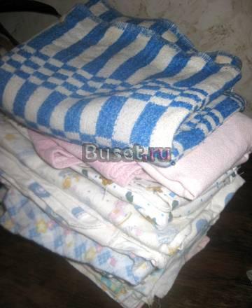 12 пеленок и два одеялка Москва