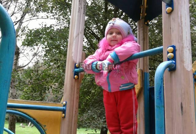 Куртка осенняя утепленная на девочку 3х лет Москва