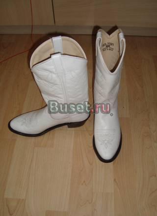 Новые женские казаки белого цвета оригинал Москва