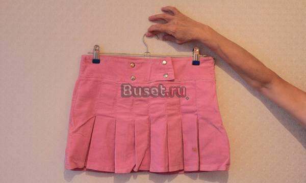Женская короткая юбка в складку Санкт-Петербург