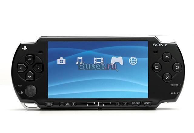 Продам PSP slim -2008 + 8 гиг карта и 200 игр Москва