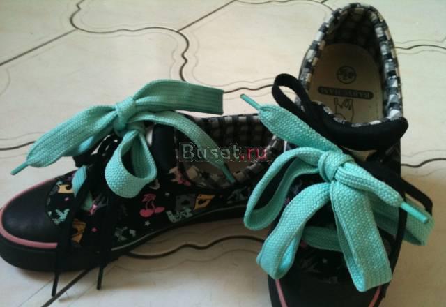 Кроссовки с двойными цветными шнурками Санкт-Петербург