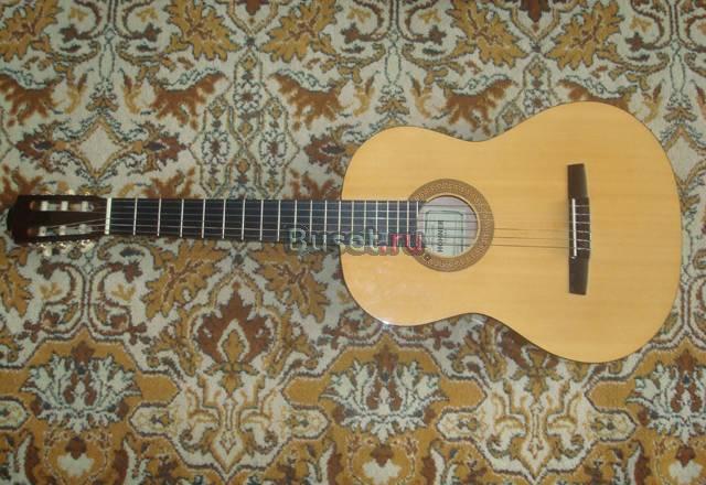 Продаётся гитара hohner(Германия)+твёрдый чехол Тольятти