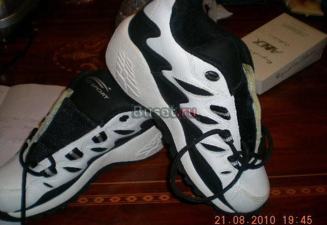 Кроссовки Москва