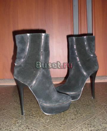 Замшевые ботильоны новые 35размер Екатеринбург