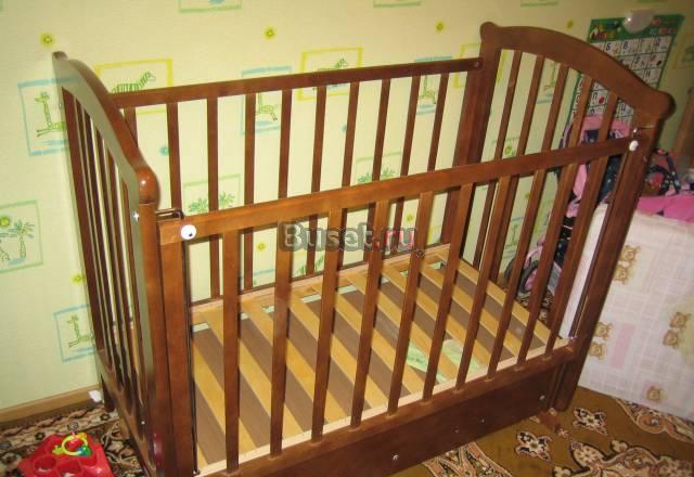 Продам кровать и комод Подольск