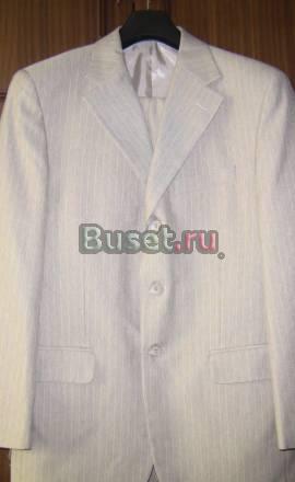 Светлый костюм Москва