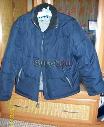 Продам зимнюю куртку для девочек Москва
