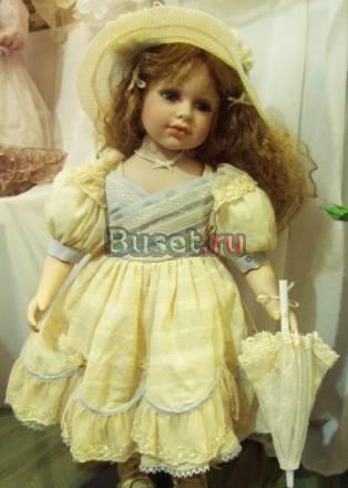 Кукла фарфоровая Санкт-Петербург