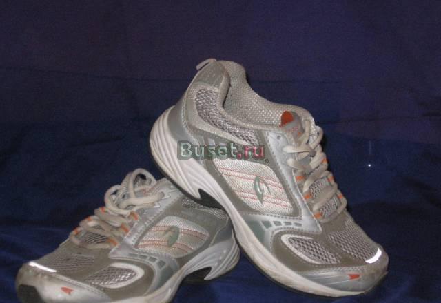 Кроссовки Demix 35 р Москва