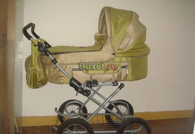 Продаю детскую коляску Москва