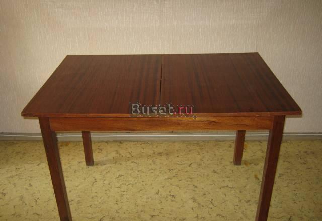 Стол обеденный в хорошем состоянии Москва
