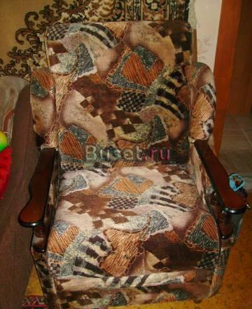 Продаю 2 спальных кресла Москва