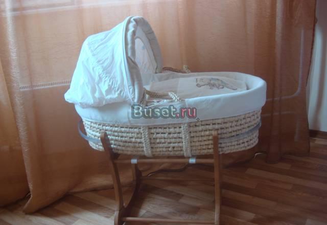 Продаю детскую колыбельку за 5.500+подарок(торг) Москва