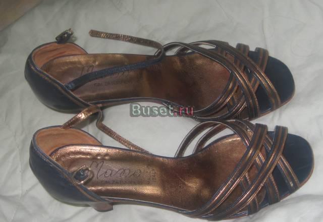 Босоножки нат. кожа Италия практически новые Санкт-Петербург