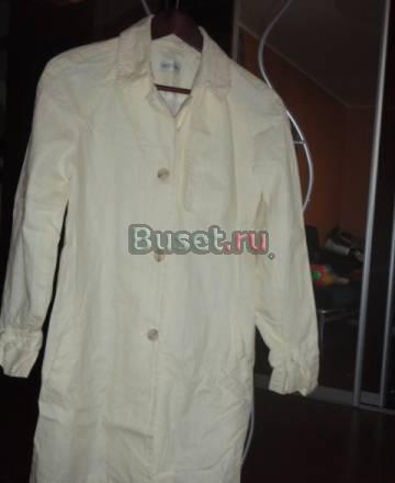 Плащ белый 42-44 Санкт-Петербург