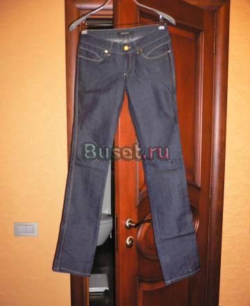 Джинсы 3 шт за 2500 Москва