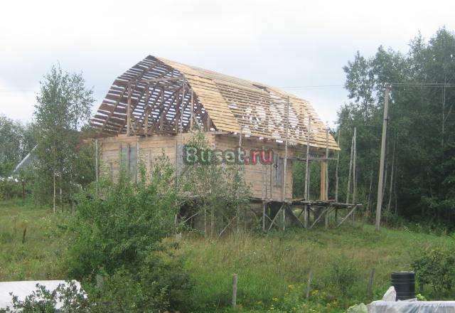 Недостроенный дом Луга
