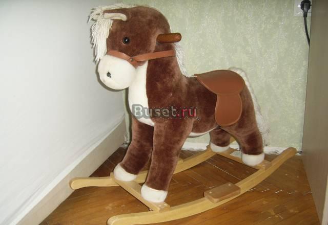Лошадка-качалка с муз эффектом Москва