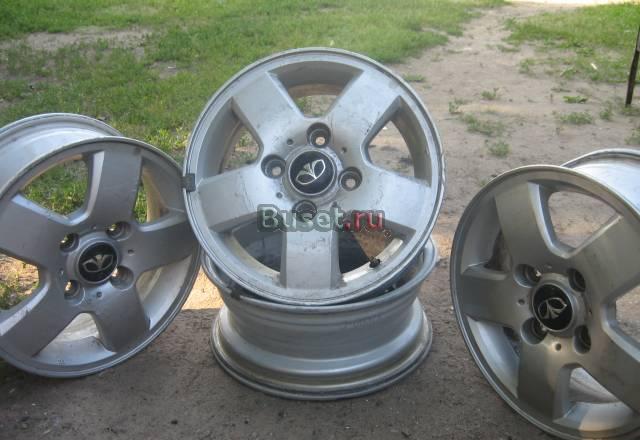 Продаю диски Омск