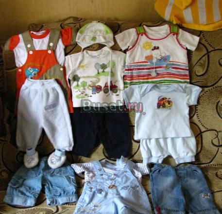 Пакетом фирменная одежда на мальчика рост до 68 см Москва