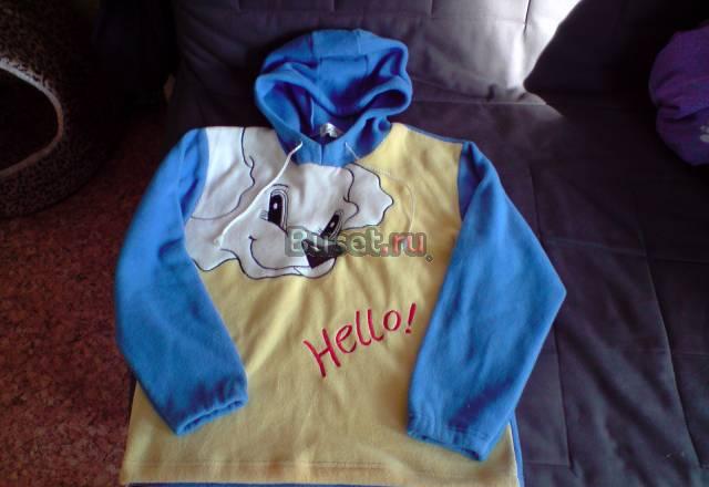 Толстовка детская с аппликацией Москва