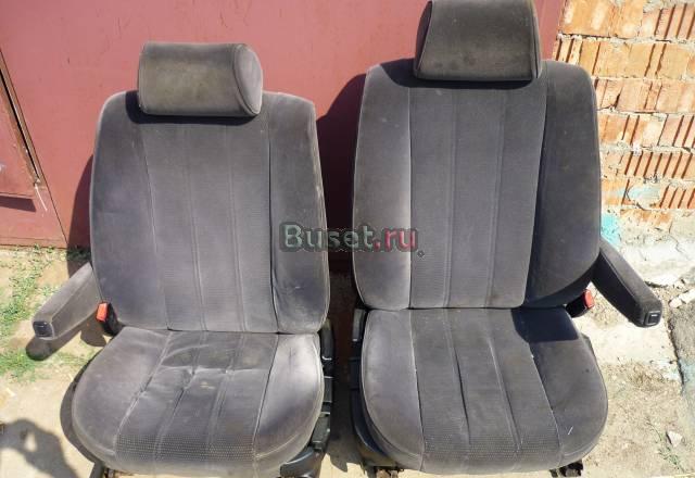 Салон и капот бмв е32 Москва