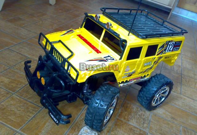 Радиоуправляемую модель автомобиля Hummer Москва