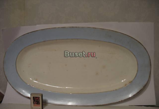 Старинные блюда, бронзовая лампа Санкт-Петербург