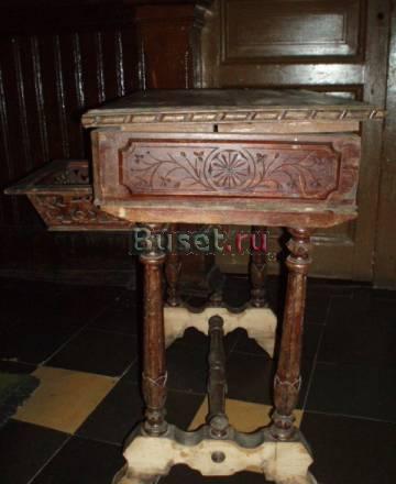 Стол Санкт-Петербург