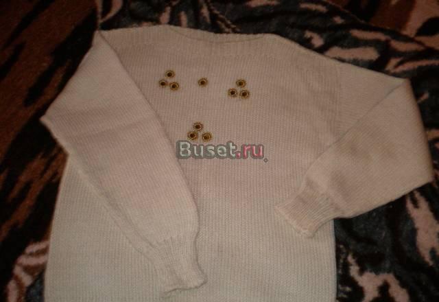 Элегантный свитер на женщину 46-48 размера Москва