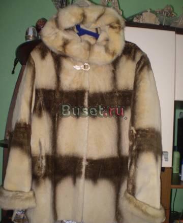 Продаю полушубок с капюшоном Ростов-на-Дону