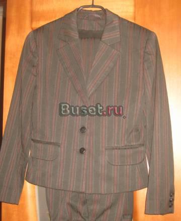 Школьный костюм +блузка для девочки 146 см Санкт-Петербург