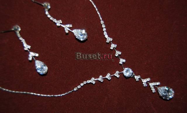 Невероятно нежное колье и серьги Санкт-Петербург