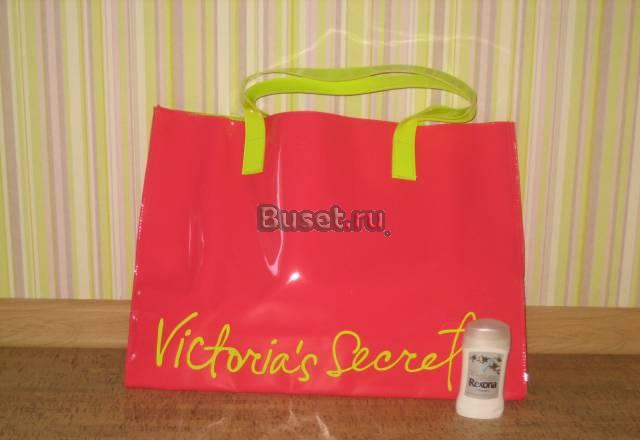 Новая пляжная лаковая сумка от VS Москва