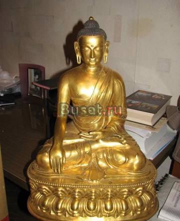 Статуя будды Москва