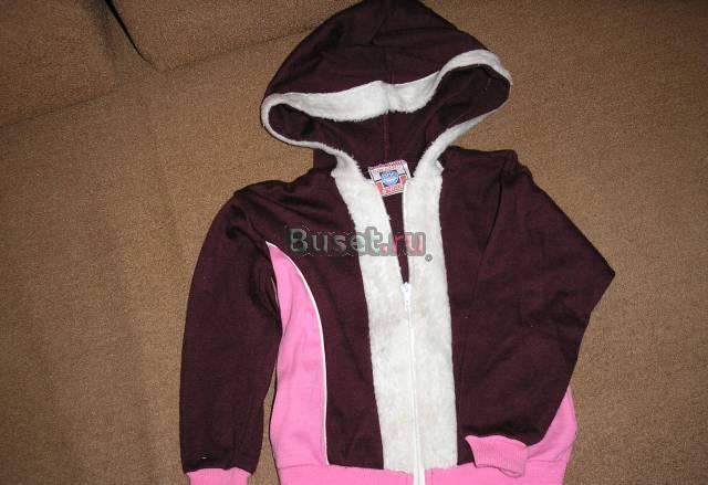 Кофта с капюшоном Москва