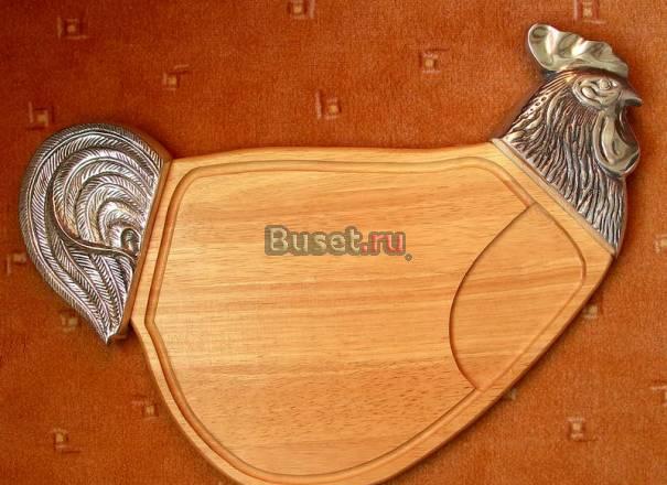 Деревянный петух с железным хвостом и головой Москва