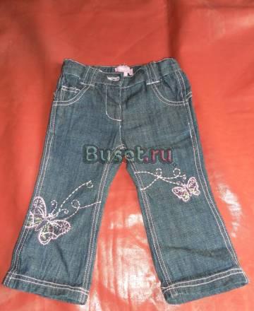 Джинсы с вышивкой Москва