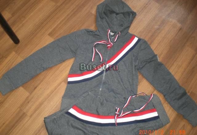 Moncler жен костюм 42 и  44 Москва