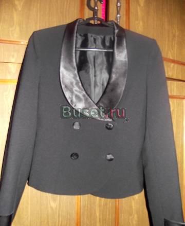 Продаю Класический костюм Санкт-Петербург