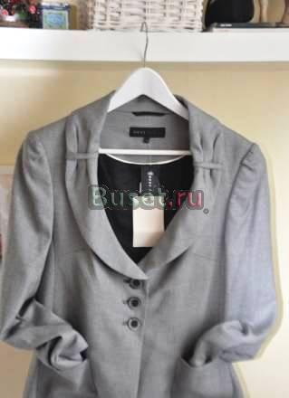 Деловой брючный костюм next новый с бирками Москва