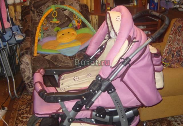 Коляска,качели,ванночка и подставка в ванну Москва