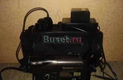 Продам видеокамеру Panasonic R550 Москва